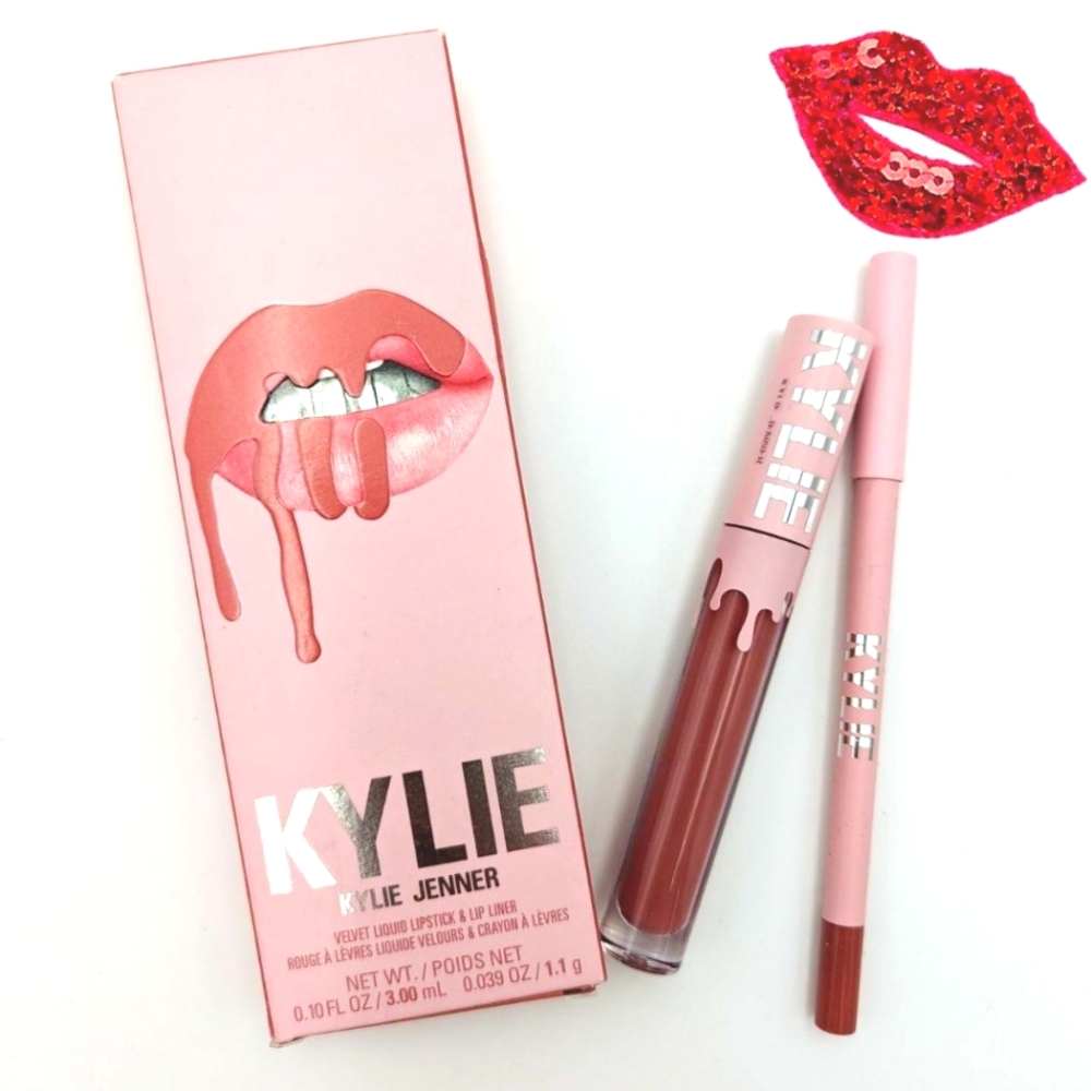 Kylie Jenner Velvet Liquid Lipstick .10 Fl oz/Lip Liner Kit 0.039 oz. Poise K
